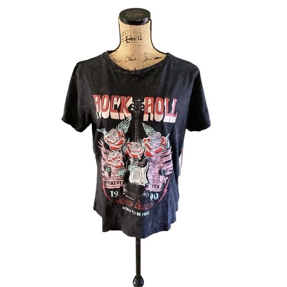 Dramatic Rock & Roll T-Shirt - Picture 1 of 7